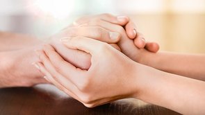 亡き妻が教えてくれた「あの世は絶対にあるよ」【幸福の科学 信仰体験】